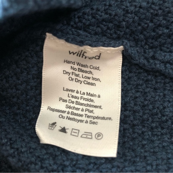 Aritzia Wilfred Galois Silk Cashmere Blend Deep V Neck Light Sweater - Picture 8 of 13